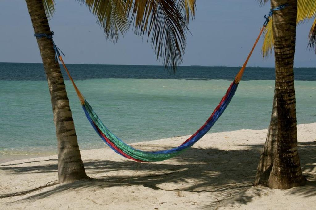 Exotic Caye Beach Resort San Pedro  Luaran gambar